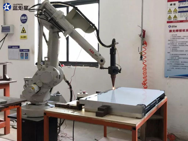 藍炬星 | 智能激光焊接
