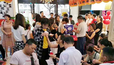 藍(lán)炬星集成灶漳州周年慶落地68單！