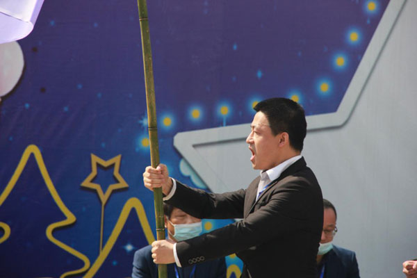 發(fā)表出征宣言